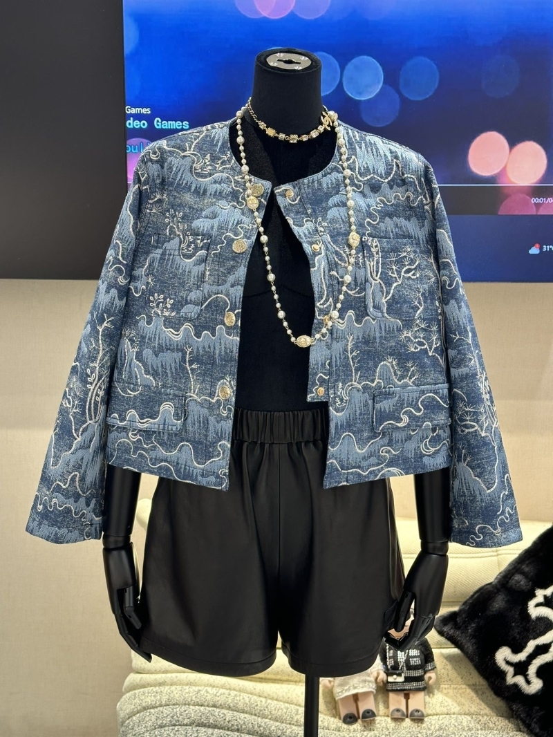 Ch*el coats